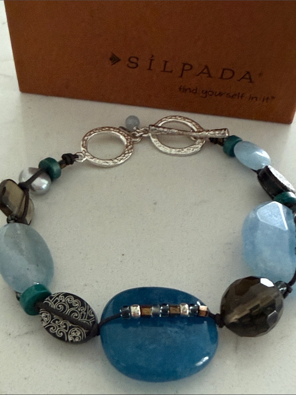Sterling Silver, Etched Shell, Pearl, Quartz, Magnesite and Glass Bracelet B2240 - Picture 6 of 10